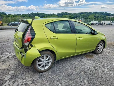 2015 TOYOTA PRIUS C THREE, фото 3, лот 10531756