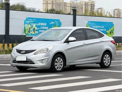 2010 Hyundai Verna Sedan 1.4L Automatic Comfort GS, фото 1, лот 11218603