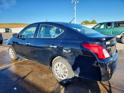 2018 NISSAN VERSA SV, фото 2, лот 10760235