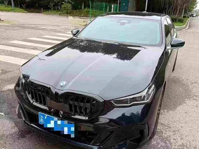 2024 BMW 5 Series 530Li Leading M Sport Package, фото 1, лот 11565721