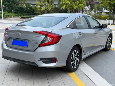 2016 Honda Civic 220TURBO CVT Luxury Edition, фото 4, лот 10445972
