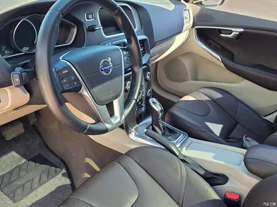 2014 Volvo V40 2.0T Zhiya Edition, фото 4, лот 10397110