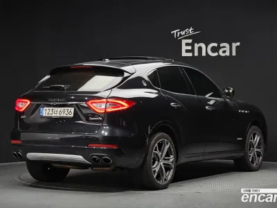 2020 Maserati Levante 3.0 S AWD GranLusso, фото 2, лот 10117052
