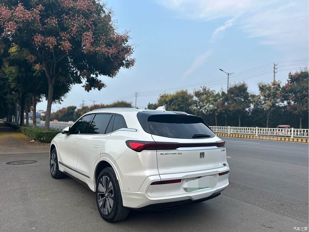 2025 Buick E5 Model 620KM Premium Edition, фото 3, лот 11062418
