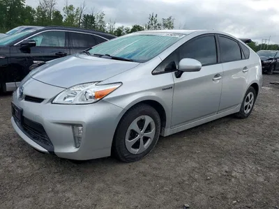 2015 TOYOTA PRIUS TWO, фото 1, лот 10552863