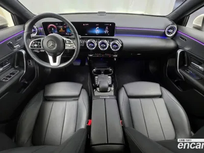 2020 Mercedes-Benz A-Class A220 Sedan, фото 1, лот 10035822