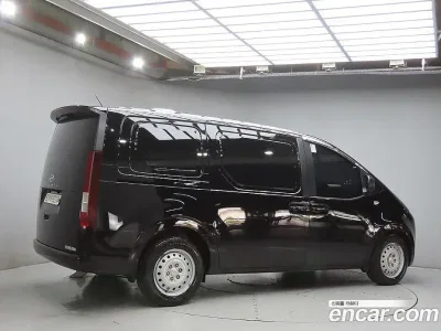 2023 Hyundai Staria Cargo 3-Seater, фото 3, лот 10064582