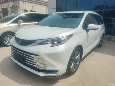 2023 Toyota Sienna 2.5L Hybrid Platinum Edition, фото 1, лот 10324079
