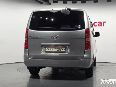 2015 Hyundai Starex 3-Seater VAN, фото 4, лот 10208994