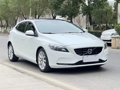2016 Volvo V40 T3 Elegance Edition, фото 4, лот 10361845