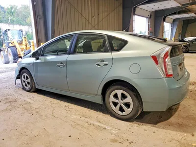 2014 TOYOTA PRIUS TWO, фото 2, лот 10499518
