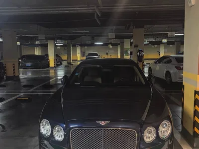 2014 Bentley Flying Spur 4.0T V8 Standard, фото 2, лот 10480906