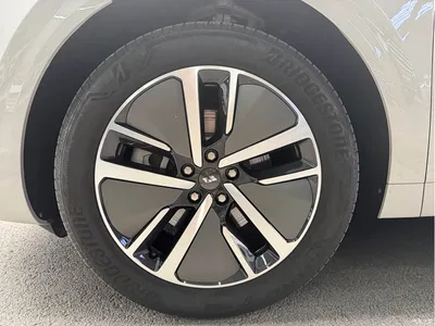 2024 Li Auto L6 Pro, фото 4, лот 10445302