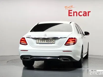 2019 Mercedes-Benz E-Class E300 AMG Line, фото 4, лот 10205608