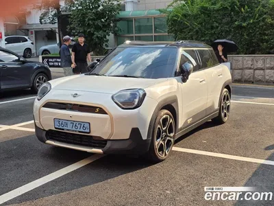 2026 Mini Aceman SE Favoured, фото 1, лот 10105781