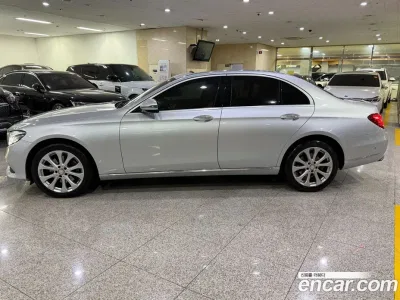 2017 Mercedes-Benz E-Class E220d 4MATIC Exclusive, фото 2, лот 10070468