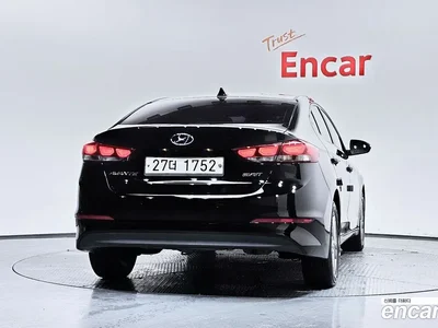2017 Hyundai AVANTE 1.6 e-VGT SMART, фото 4, лот 10124384