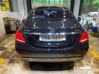 2019 Mercedes-Benz E-Class E300 4MATIC Exclusive, фото 2, лот 10065010