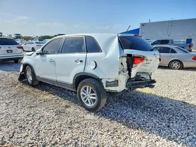 2014 KIA SORENTO LX, фото 2, лот 10779357