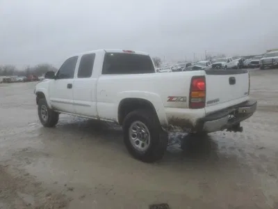 2005 GMC SIERRA, фото 2, лот 10972845