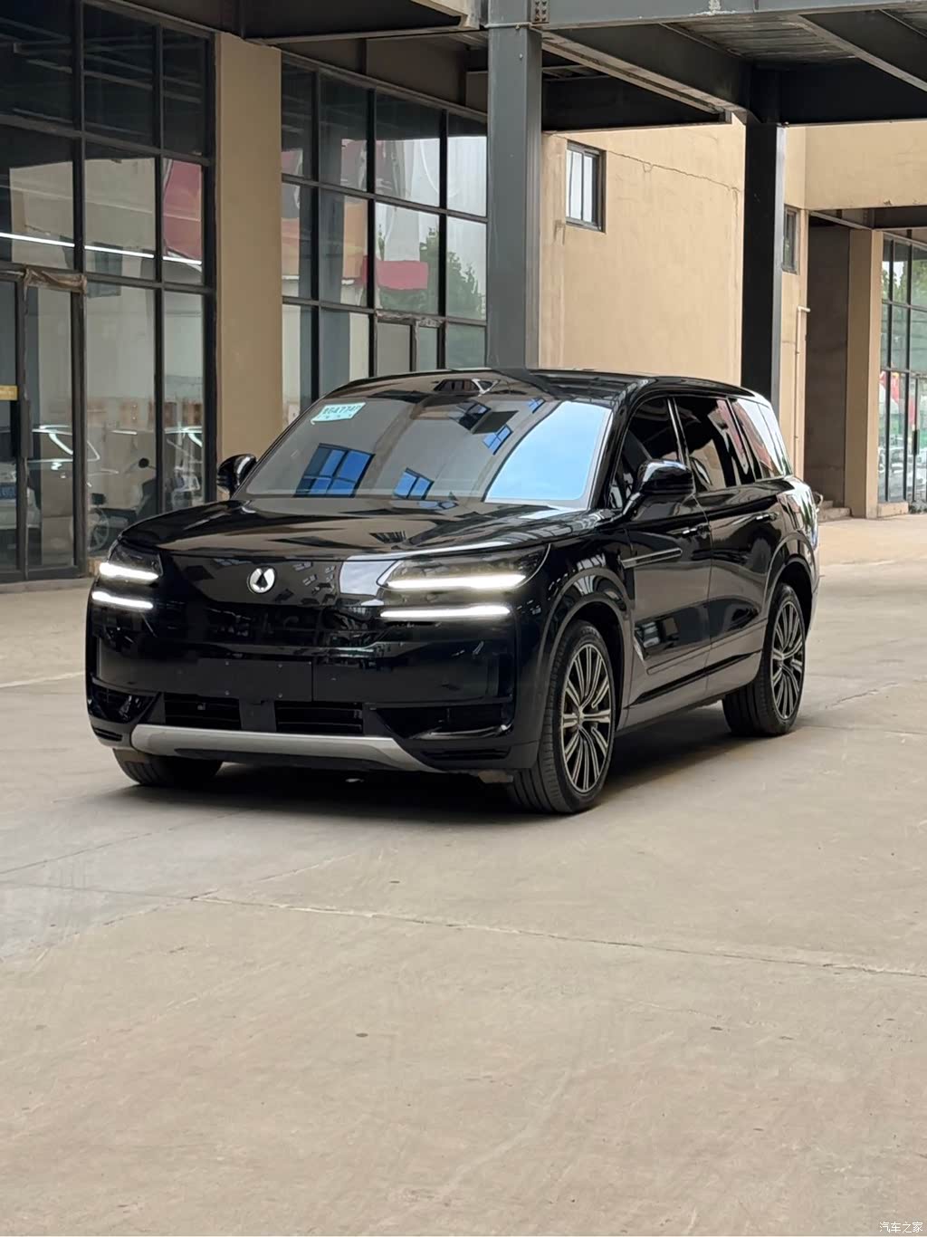 2025 Denza N9 Model Prestige Edition, фото 2, лот 11205506