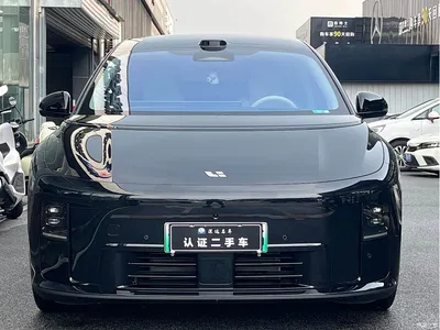 2025 Li Auto Li i8 Standard Edition, фото 2, лот 10824639
