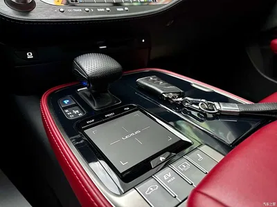 2018 Lexus LS 500h F SPORT China V, фото 2, лот 10313665