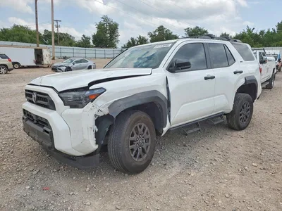 2025 TOYOTA 4RUNNER SR5, фото 1, лот 10556402