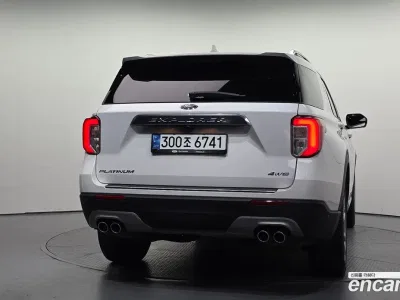 2021 Ford Explorer 3.0 Platinum 4WD, фото 4, лот 10128843