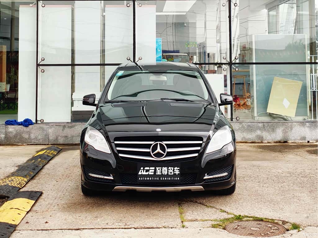 2017 Mercedes-Benz R-Class R 320 4MATIC Business Collector's Edition, фото 2, лот 11226050