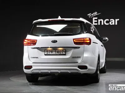 2019 Kia Canival 7-Seater Limousine, фото 3, лот 10788445