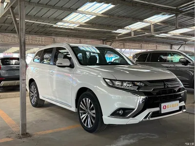 2021 Mitsubishi Outlander Facelift 2.0L 2WD Premium Edition 5-Seater, фото 3, лот 10386055