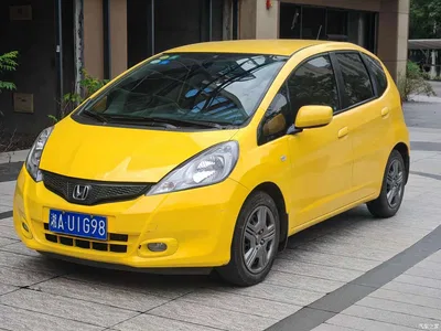 2011 Honda Fit 1.3L Manual Comfort, фото 1, лот 10426288