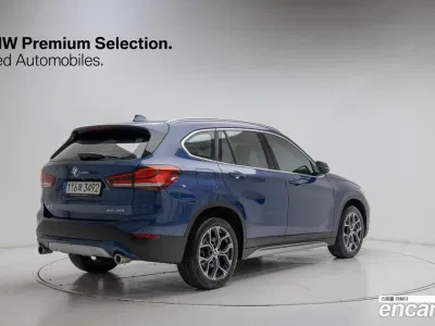 2021 BMW X1 xDrive 20i xLine, фото 1, лот 10067463