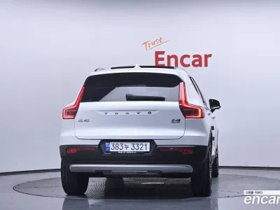 2021 Volvo XC40 B4 Inscription, фото 4, лот 10124066