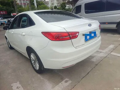 2015 Ford Escort 1.5L Manual Comfort, фото 4, лот 10295989