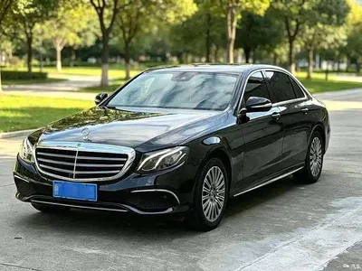 2017 Mercedes-Benz E-Class E 200 Sport 4MATIC, фото 1, лот 11548816
