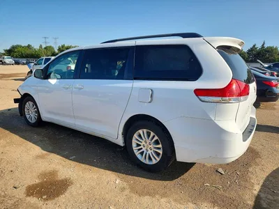 2014 TOYOTA SIENNA XLE 8-PASSENGER, фото 2, лот 10544951