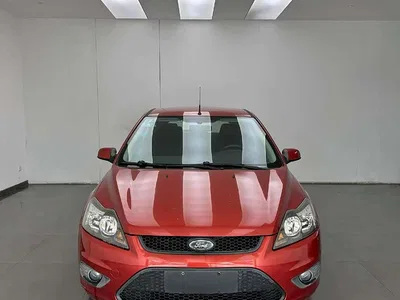2013 Ford Focus Hatchback Classic 1.8L Manual Base, фото 2, лот 10280685