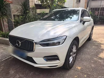 2021 Volvo XC60 T5 AWD Momentum, фото 2, лот 11134273