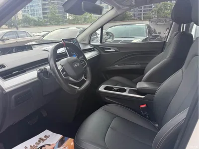2022 Nezha Auto Nezha V Pro Long Range Intelligent Edition, фото 4, лот 10823797