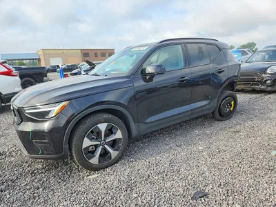 2024 VOLVO XC40 CORE, фото 1, лот 10669881