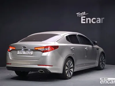 2011 Kia K5 LPI Prestige, фото 1, лот 10070820