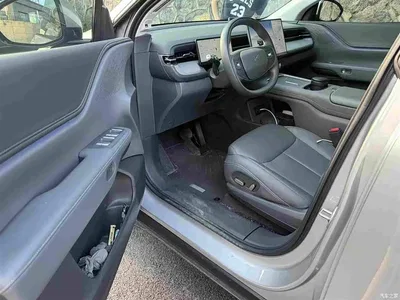 2025 XPeng G6 625 Long Range Max Tech Edition, фото 3, лот 10455073