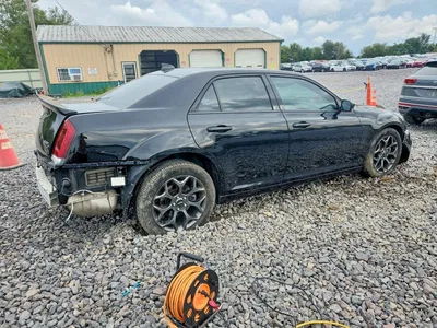 2017 CHRYSLER 300 S, фото 3, лот 11392278