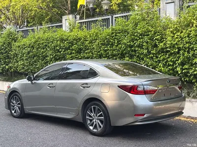 2015 Lexus ES 300h Comfort Edition, фото 4, лот 11206620