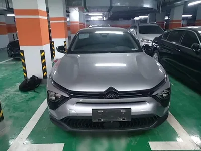 2025 Citroën Versailles C5 X Model 1.6T Overseas Version, фото 3, лот 10817692