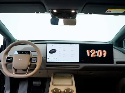 2025 Li Auto i6 2WD Base Model, фото 3, лот 11187855