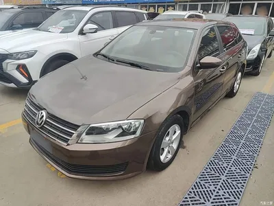 2013 Volkswagen Lavida Tour 1.6L Automatic Trend Style, фото 1, лот 10470565