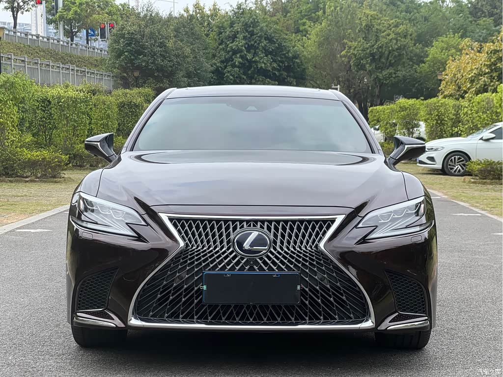 2018 Lexus LS 500h Executive Edition China V, фото 2, лот 11135991